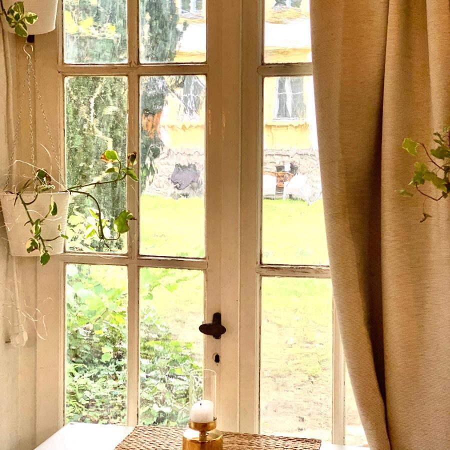 Little Escape Im Jugendstil Poolhaus - Wc Und Dusche Im Nebenhaus Villa Würzburg Exterior foto